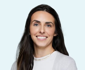 Photo of Katie Sampalis, a virtual counselor that works for Emerald Cove Counseling.